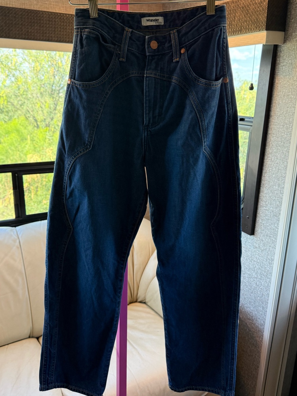 Wrangler High Rise Barrel Jeans Curved Seam Dark Wash 25x28 Cotton Trend